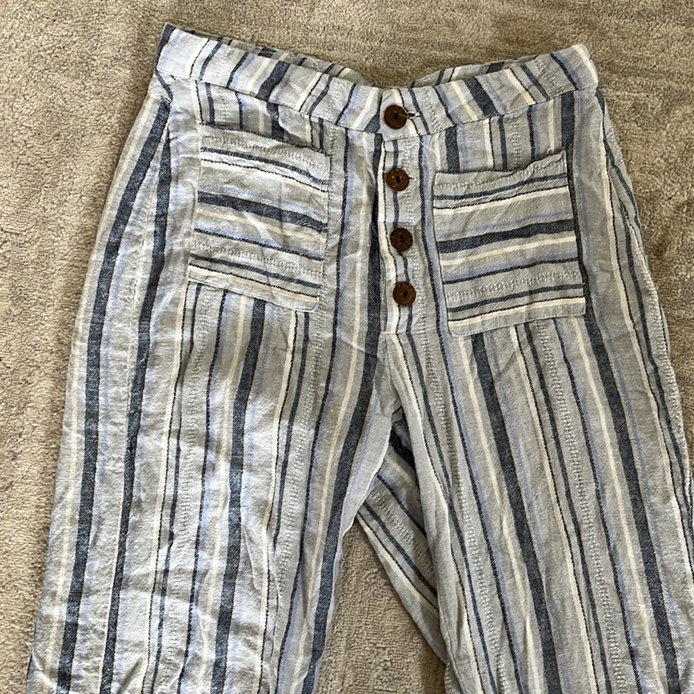 Wide leg pants